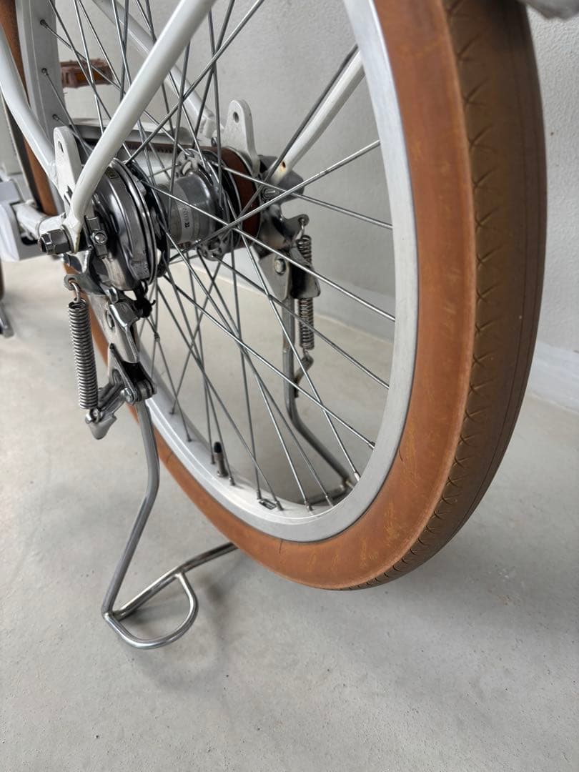 良品　ブリヂストン 電動自転車　BRIDGESTONE イルミオ