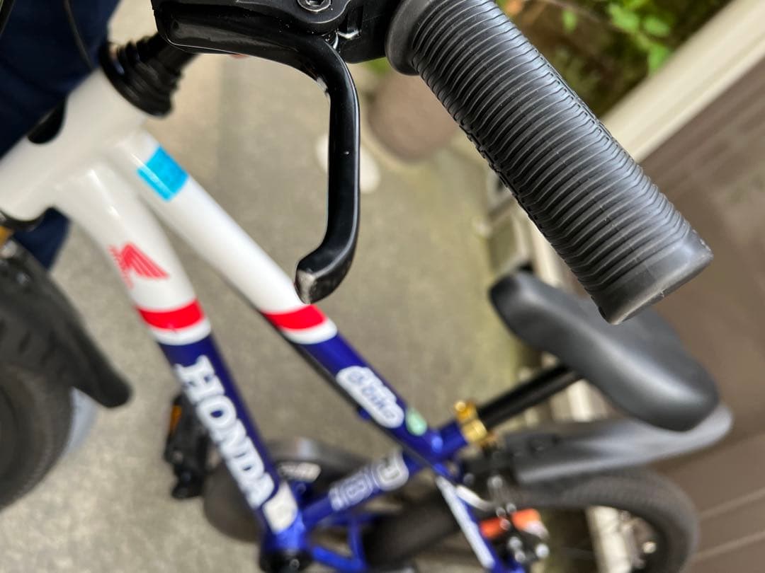 【kazue.e.n0017】d-bike 子供用自転車 18インチ