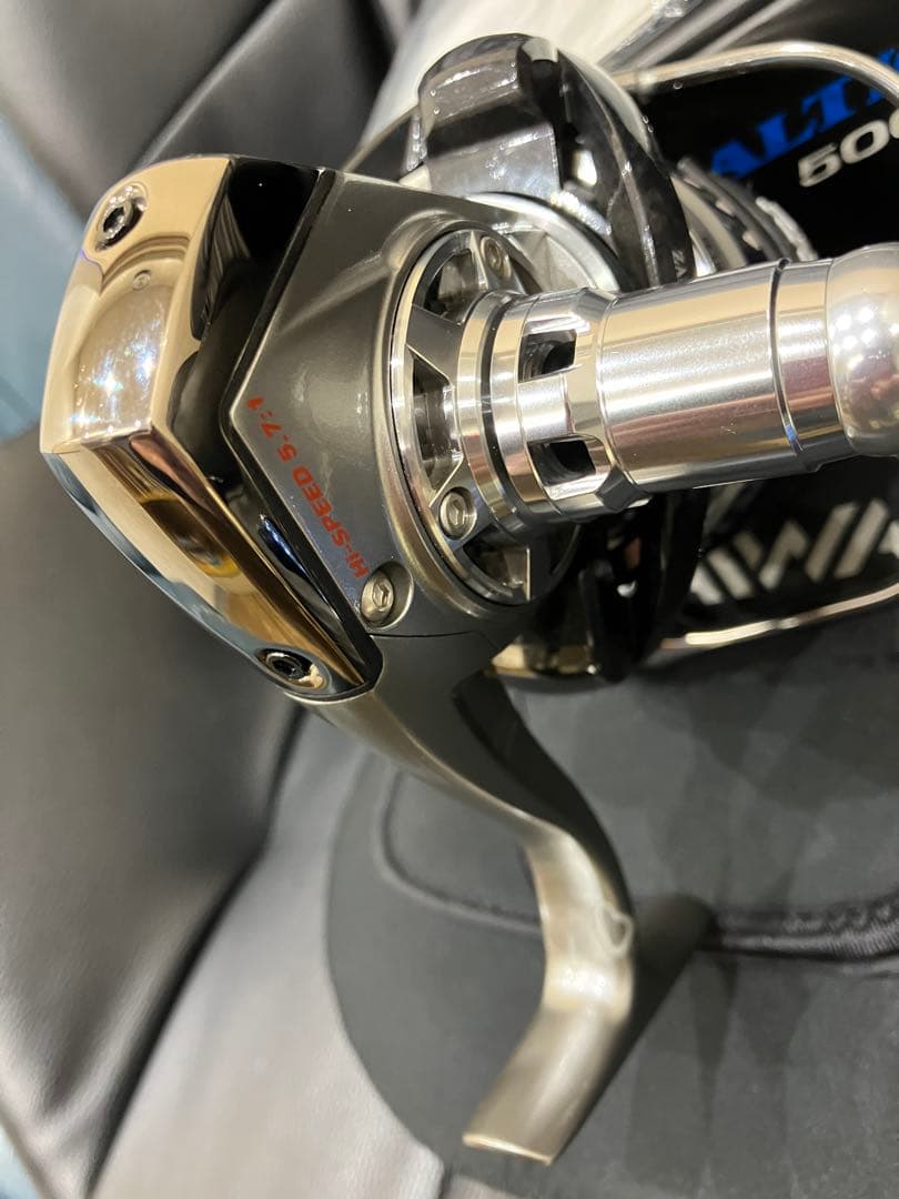 ダイワ10ソルティガ DAIWA SALTIGA 5000H スピニングリール