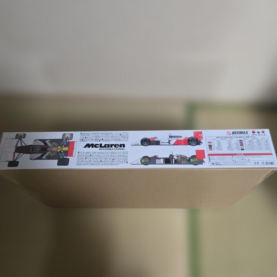McLaren MP4/4 1/12スケール プラモデル