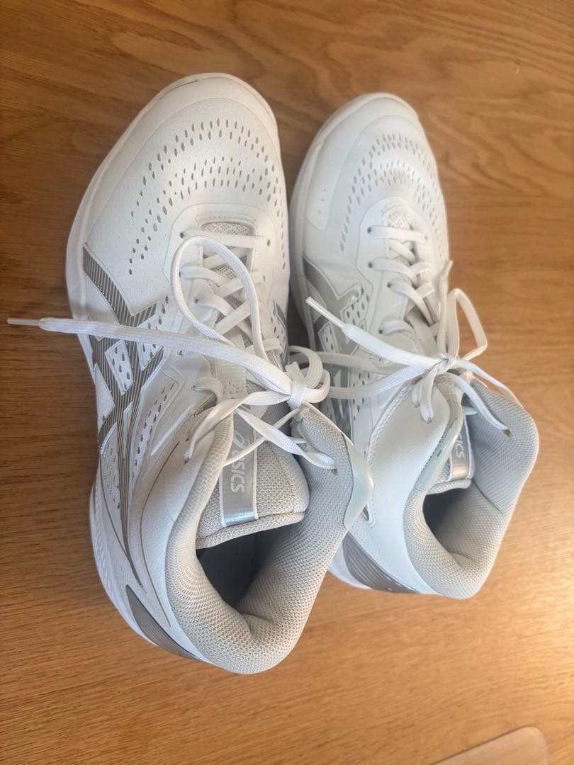 ASICS GELHOOP 19 バスケットシューズ ホワイト