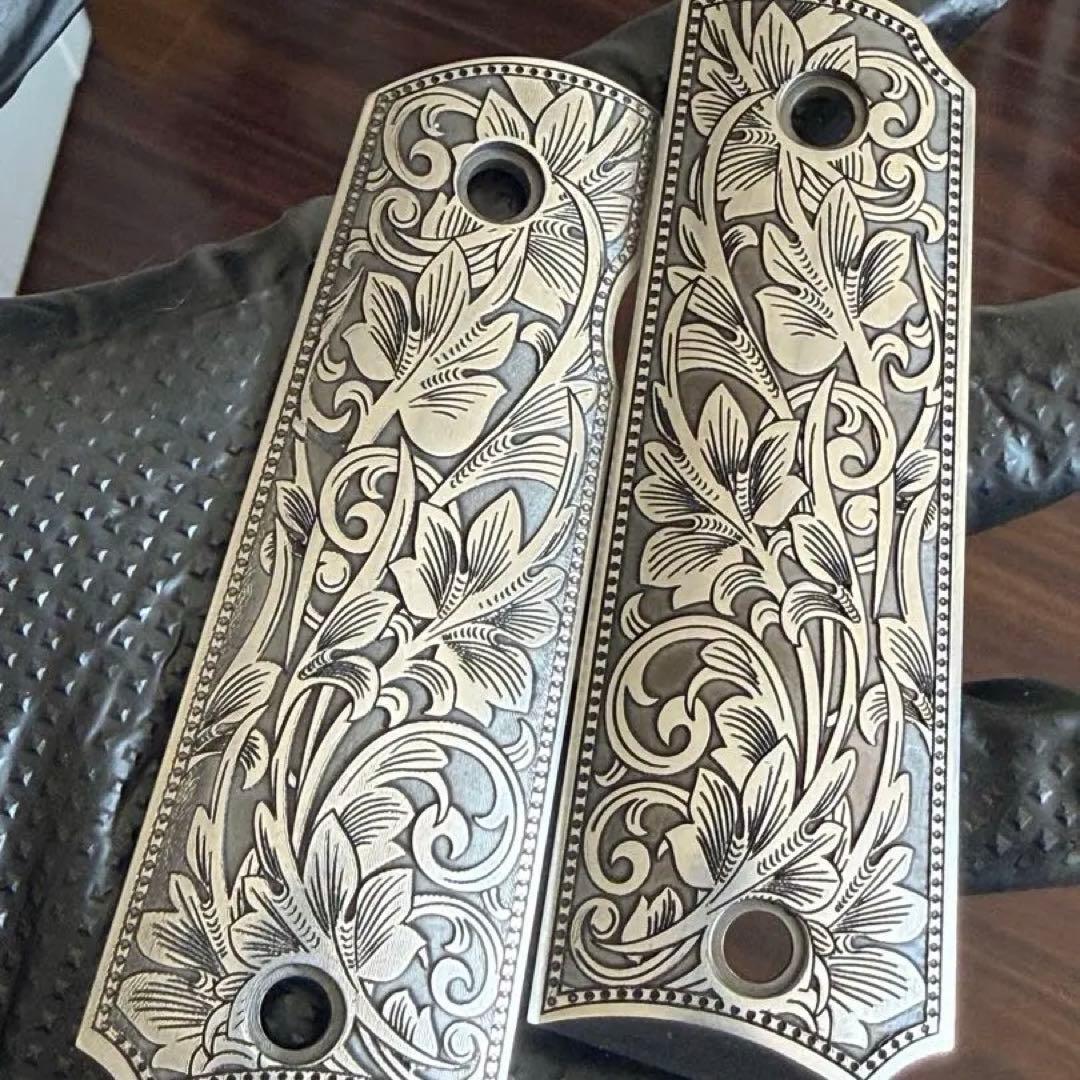 1911 グリップパネル カスタム 彫刻グリップ 左右セット 一点物