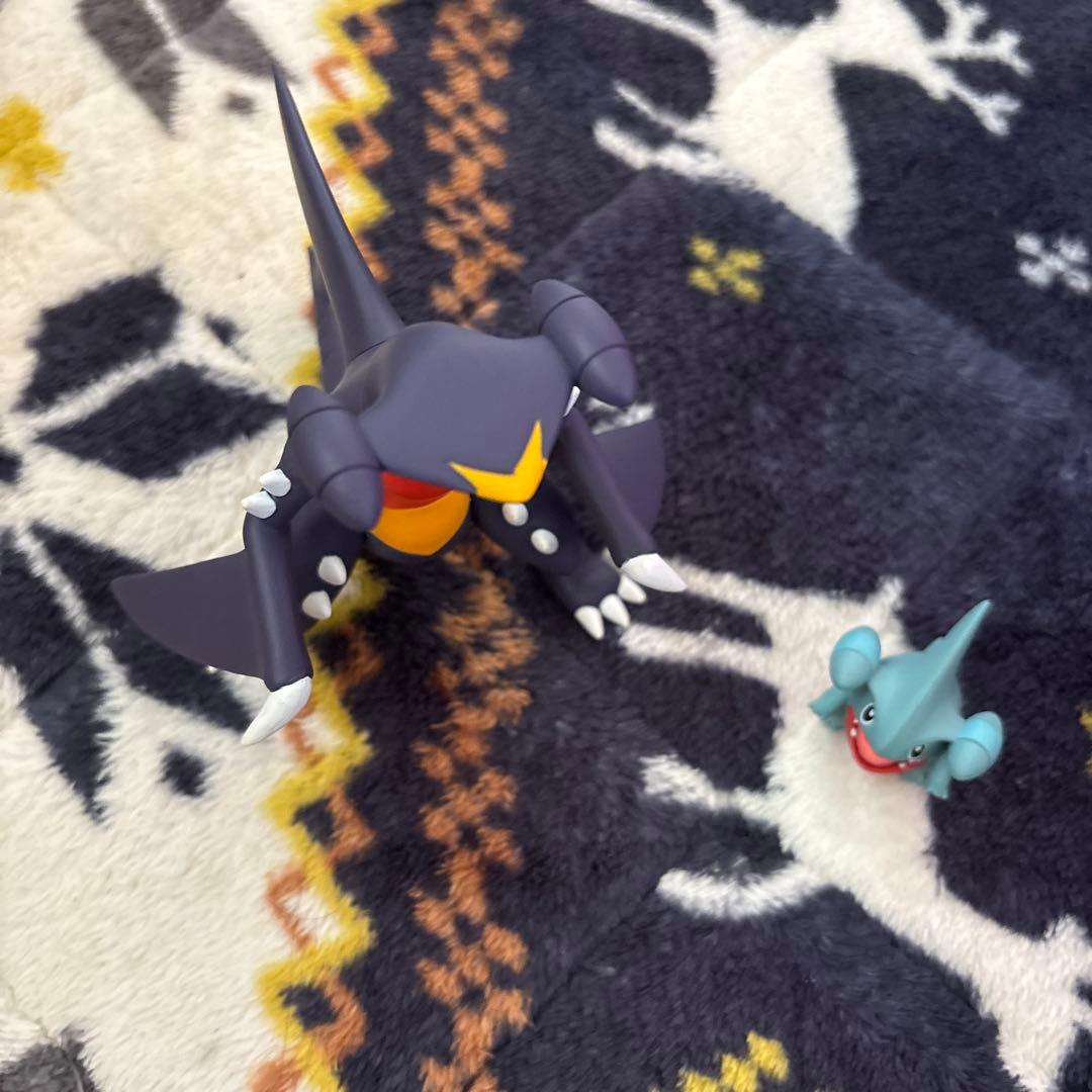ポケモンスケールワールド　ガブリアス　フカマル　2体セット！