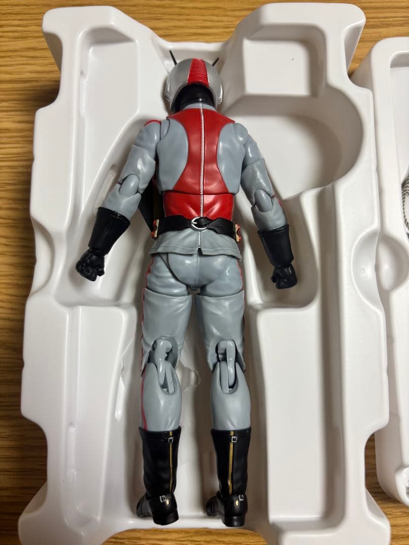 【本体良個体】フィギュアーツ真骨彫製法仮面ライダーエックス&改造マフラー輸送箱付