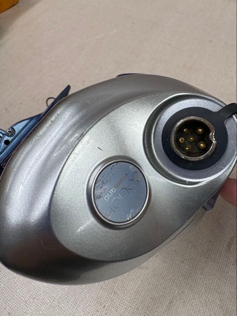 シマノ　電動リール　3000H 【ジャンク品】