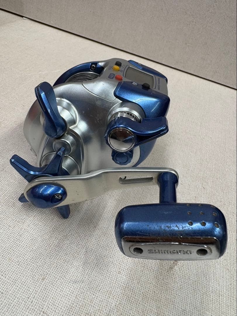 シマノ　電動リール　3000H 【ジャンク品】