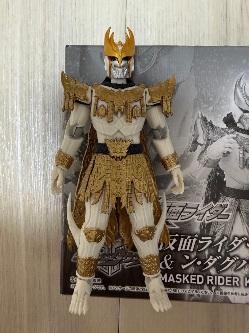 掌動-XX 仮面ライダークウガ　アルティメットフォーム & ン・ダグバ・ゼバ