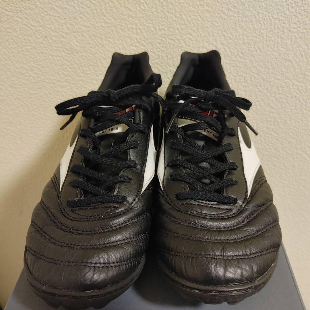 Mizuno Morelia サッカーシューズ 黒/白/赤　26.5