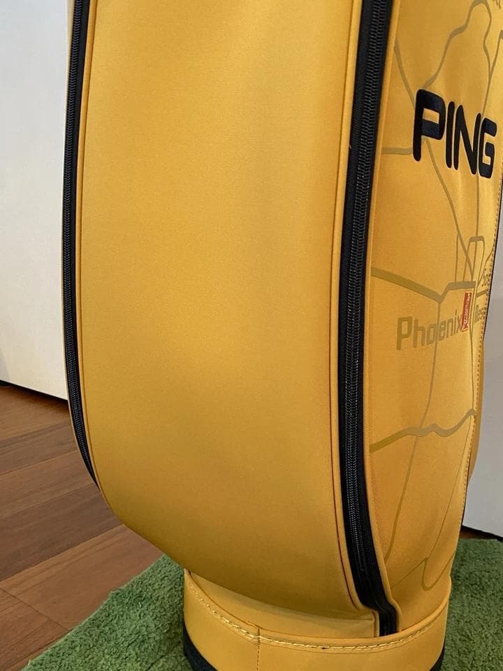 未使用　Pingピン　イエロー 軽量 カートバッグ ゴルフバッグ　キャディバッグ