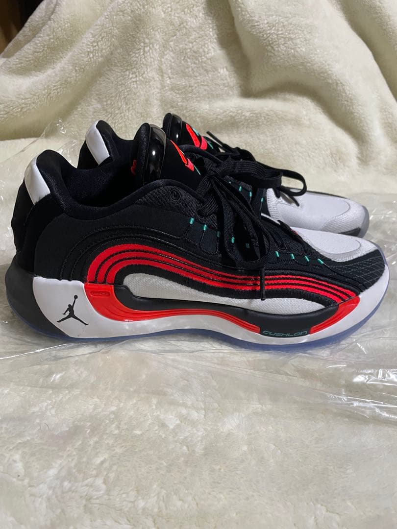 新品！ルカ4 PF ナイキ　ジョーダン　NIKE JORDAN