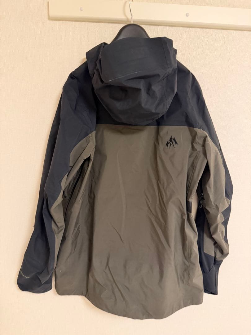 JONES スノーボードウェア　M　GORE-TEX Pro BC 1回使用