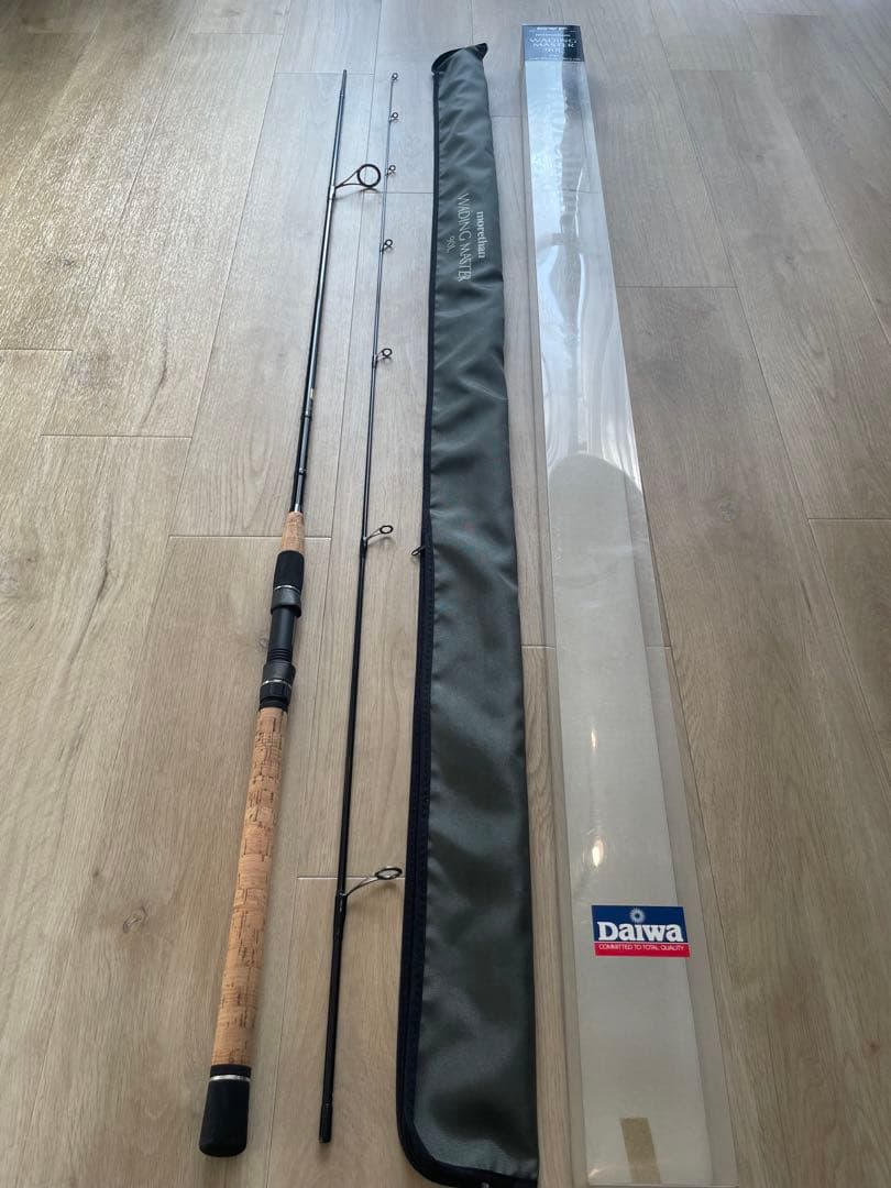 美品 ダイワ morethan WADING MASTER 90L モアザン