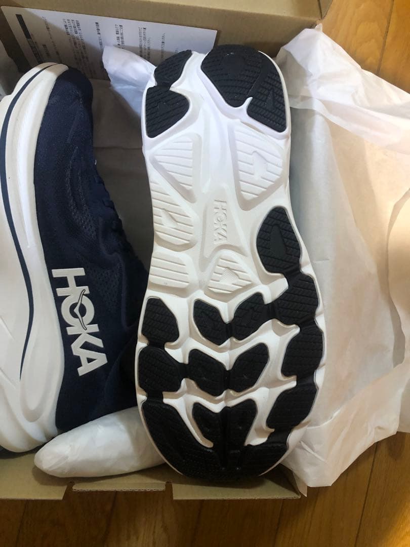 ホカ (HOKA)　クリフトン 10　27ｃｍ　D　未使用