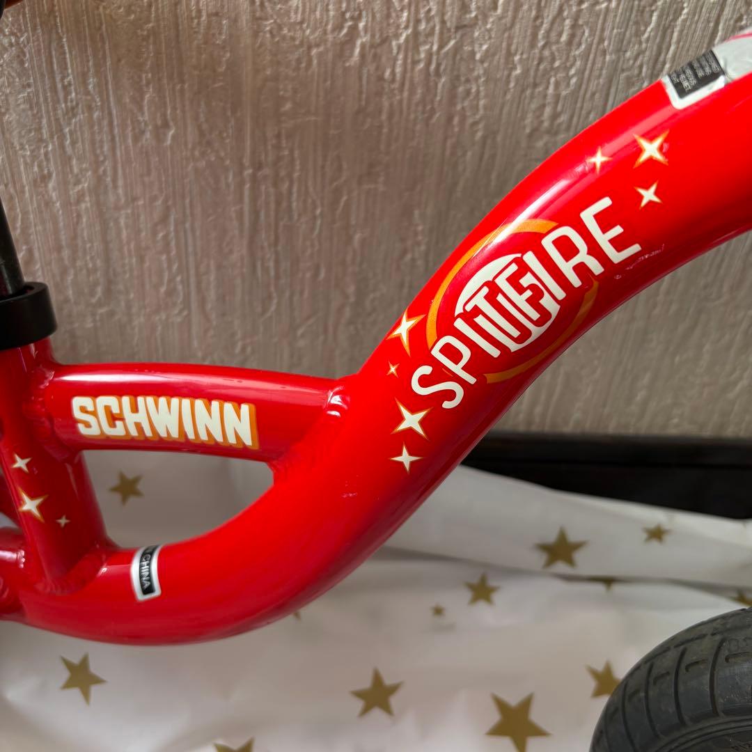 【SCHWINN】バランスバイク 赤