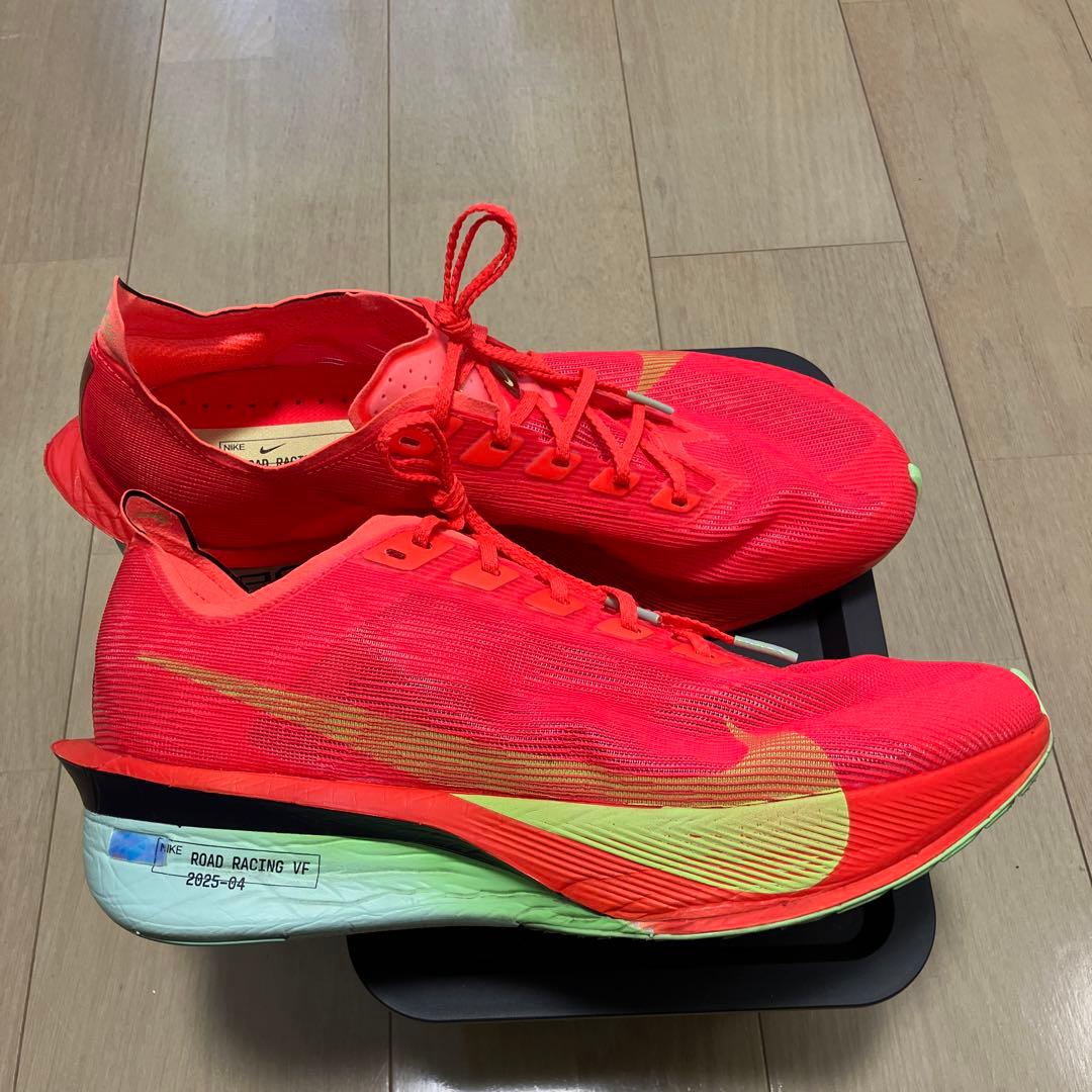 NIKE ヴェイパーフライ4 メンズ27.5cm