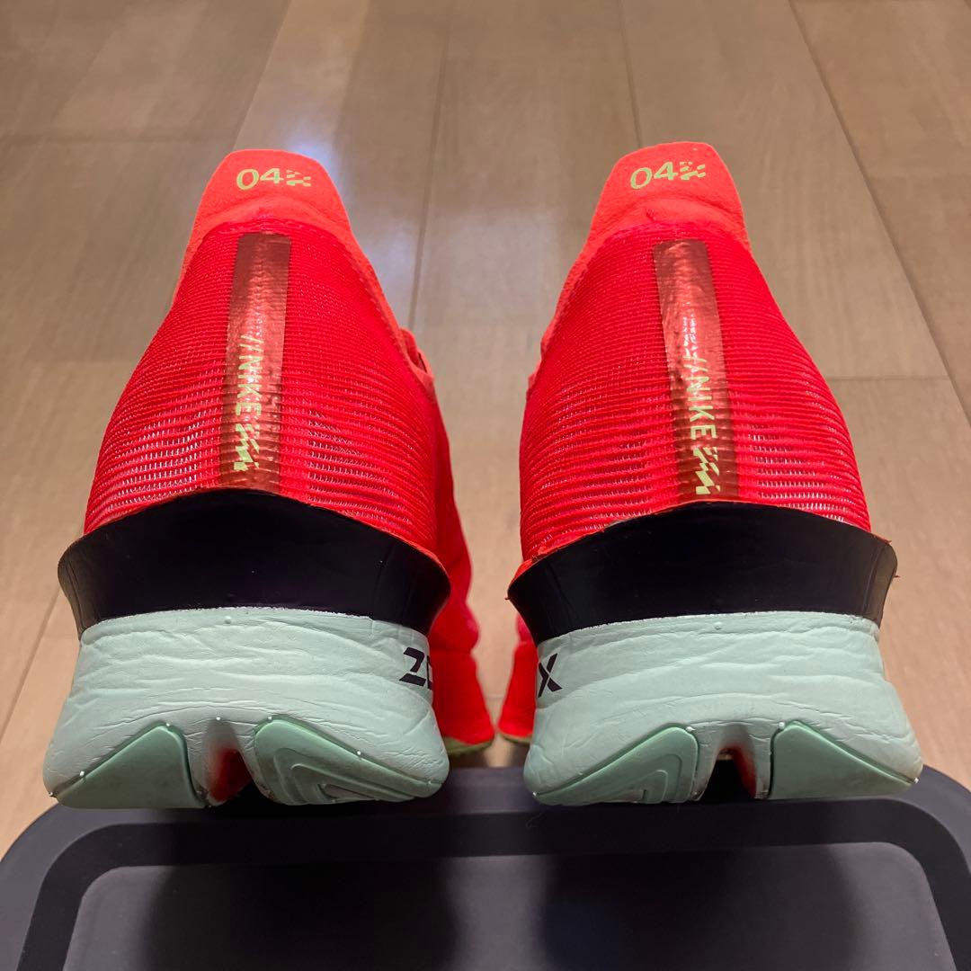 NIKE ヴェイパーフライ4 メンズ27.5cm