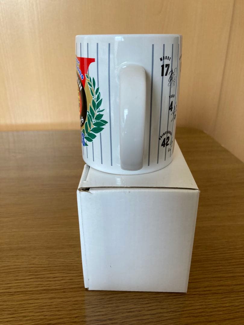阪神タイガース コモゴールと2003年優勝記念マグカツプ