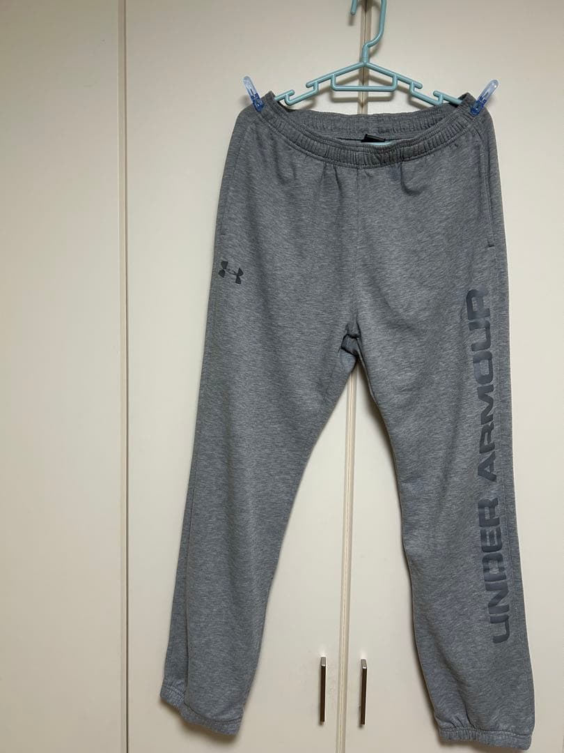 under armour ジャージセットアップ　グレー LG