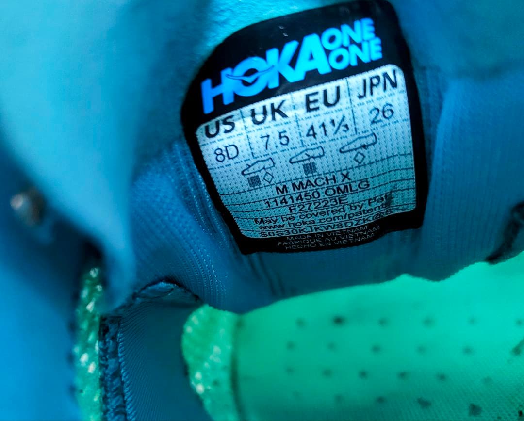スパイク・シューズ HOKA MACH X