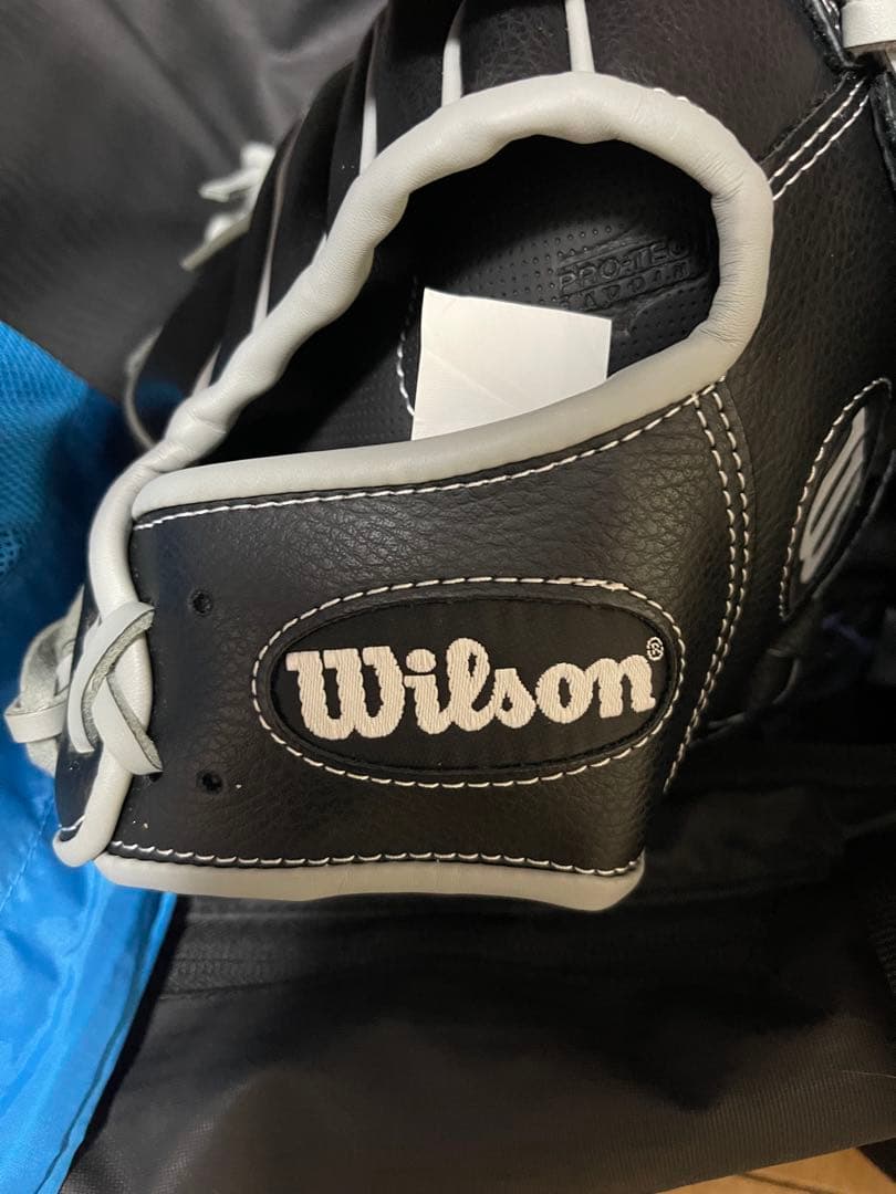 Wilson 野球グローブ ミット 12インチ グレー×ブラック 右投げ