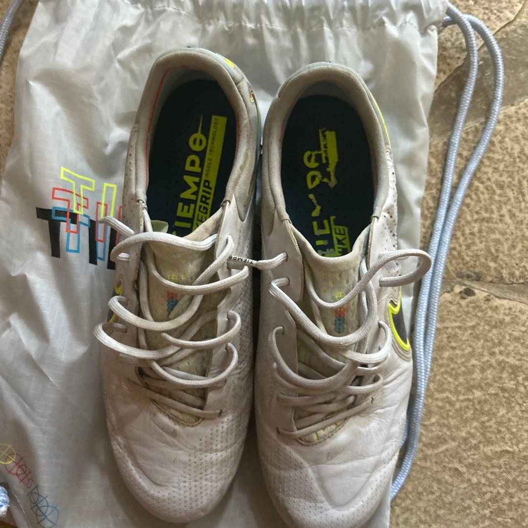 Nike Tiempo サッカーシューズ 取り返しき