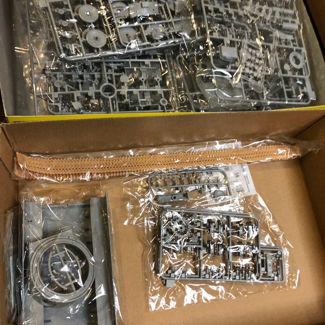 ドラゴンTiger-I Early Production 1:35 DRAGON