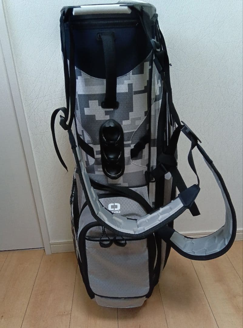 OGIO 軽量カモフラージュキャディバッグ