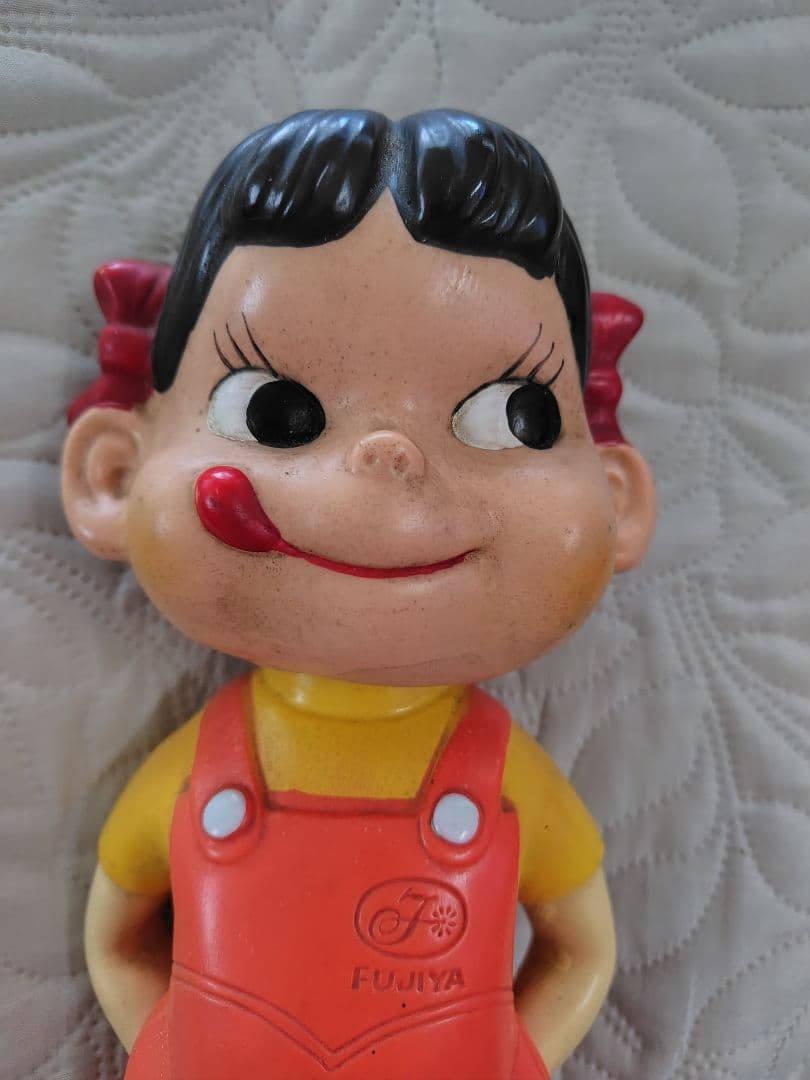 ペコちゃん　昭和レトロ　首振り人形（非売品）