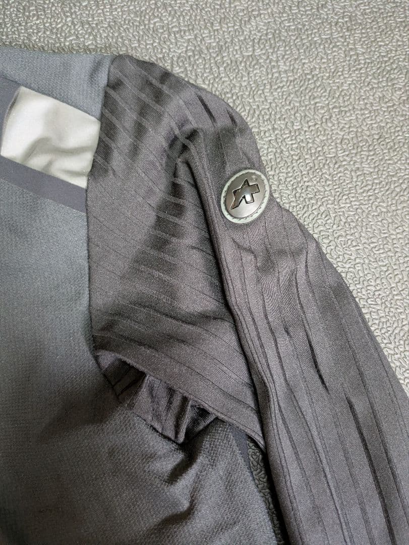 ASSOSロングスリーブジャケットXSサイズ