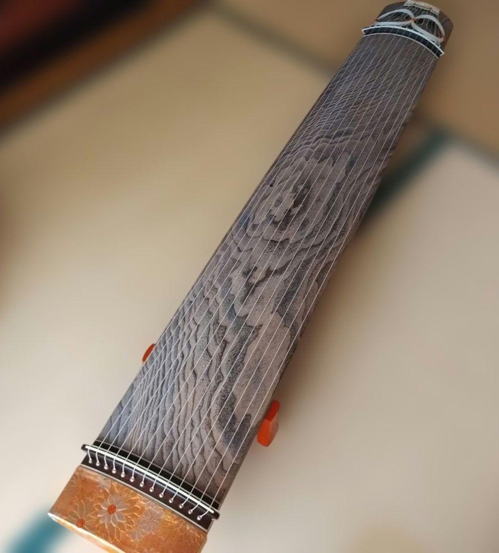 山田筝 13弦 蒔絵　銘入り　並甲　簾彫り　稽古用