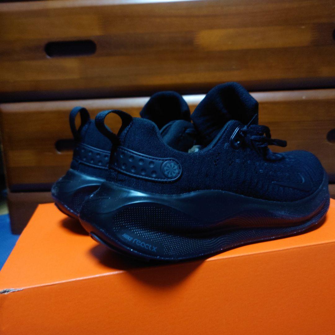 NIKE インフィニティラン4