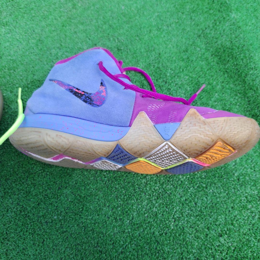 Kyrie4バスケットボールシューズ