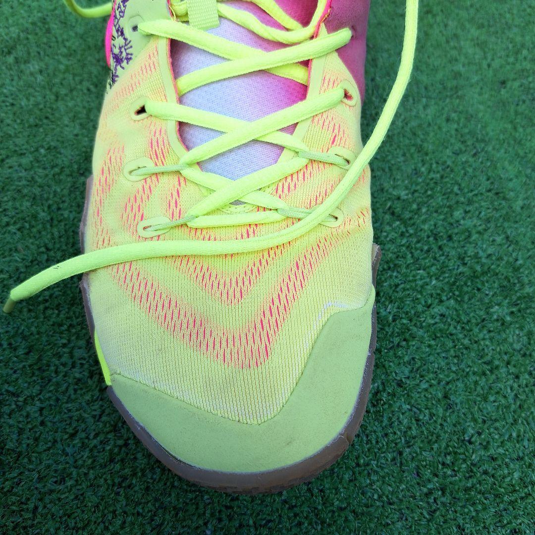Kyrie4バスケットボールシューズ