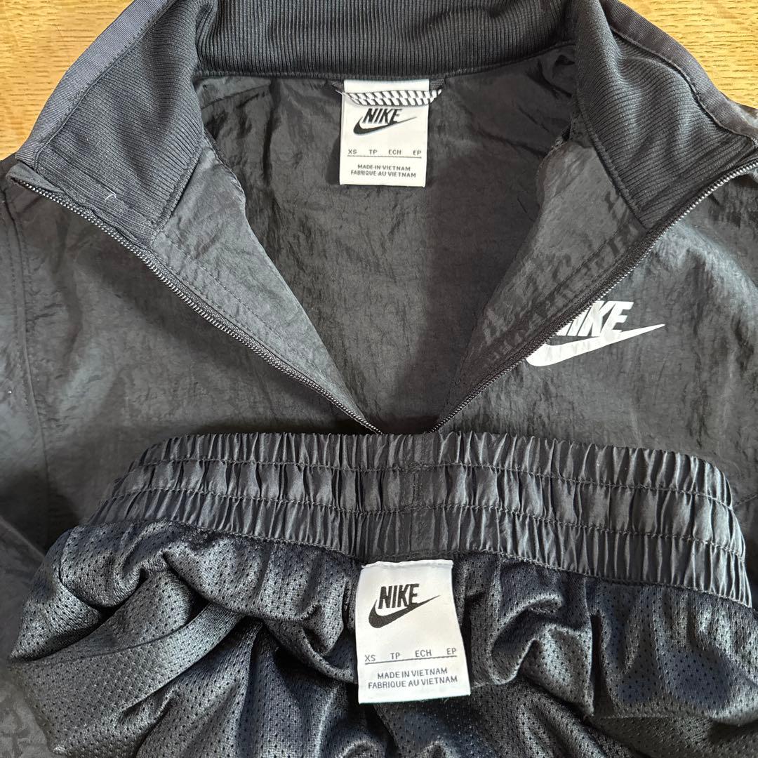NIKE ブラックジャージ上下セット　XS