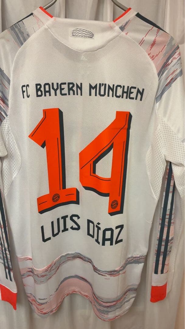 FC Bayern München ルイス・ディアス 14番シャツ