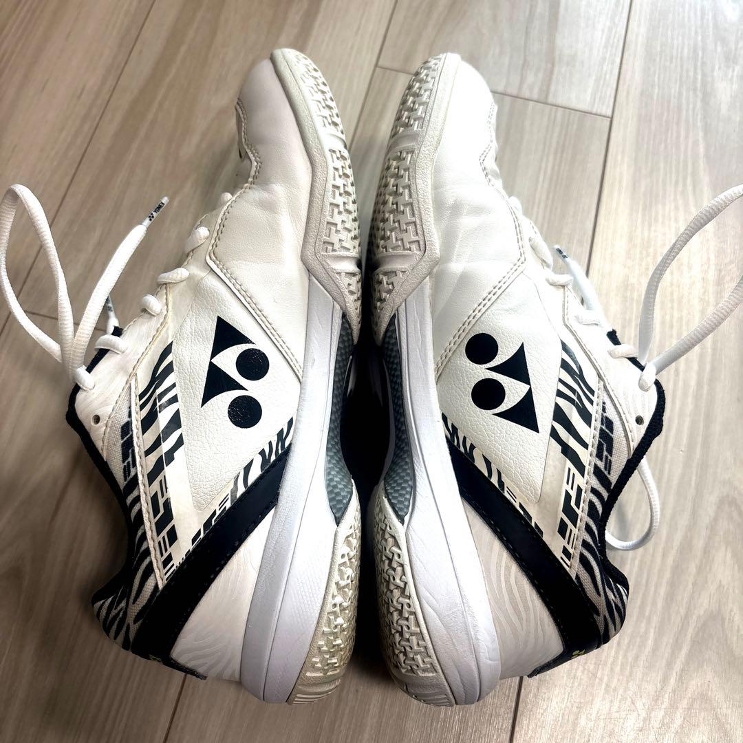 YONEX パワークッション65z 桃田モデル ホワイトタイガー