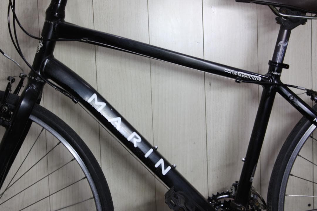 マリンCORTE MADERA 700C アルミ 24速 430mm クロス