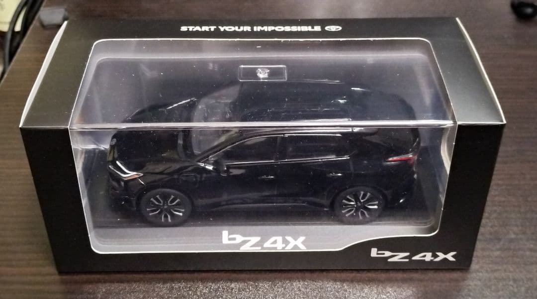 【新型】トヨタ bz4X ブラック ミニカー【非売品】