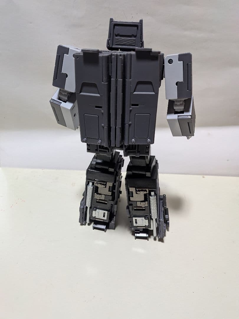 FANSTOYS ROADKING トランスフォーマー モーターマスター 破損有
