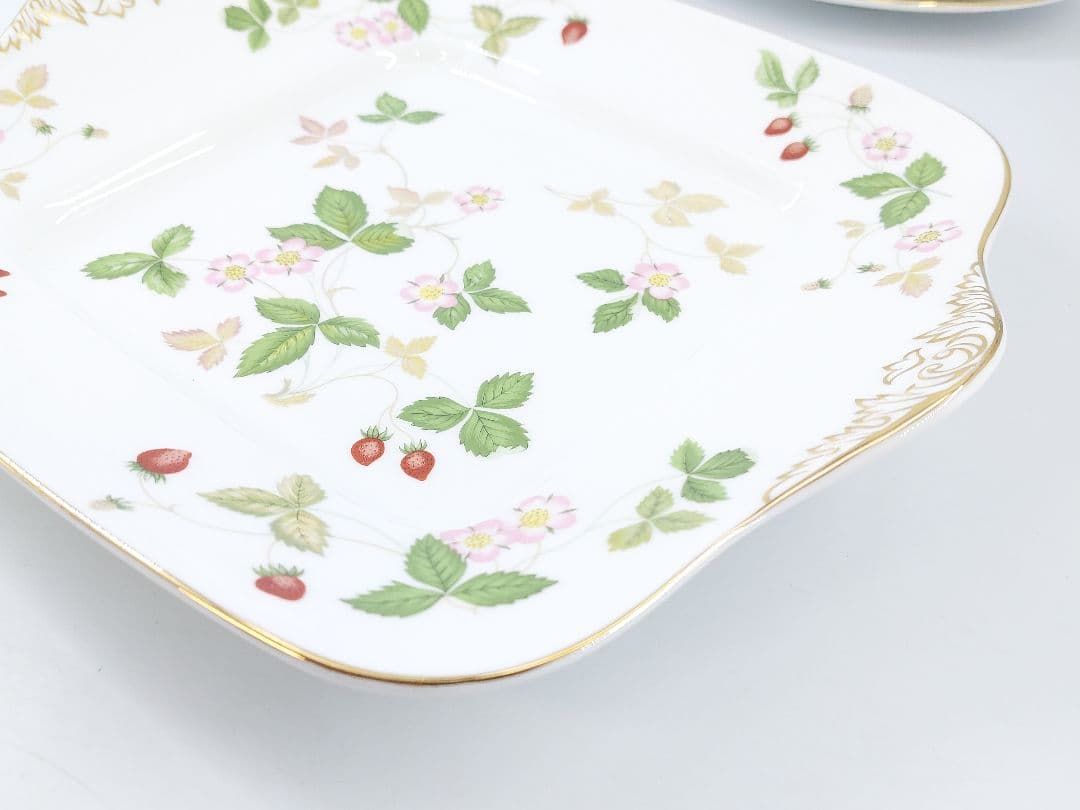 Wedgewood ワイルドストロベリー カップ&ソーサー&プレート 8点