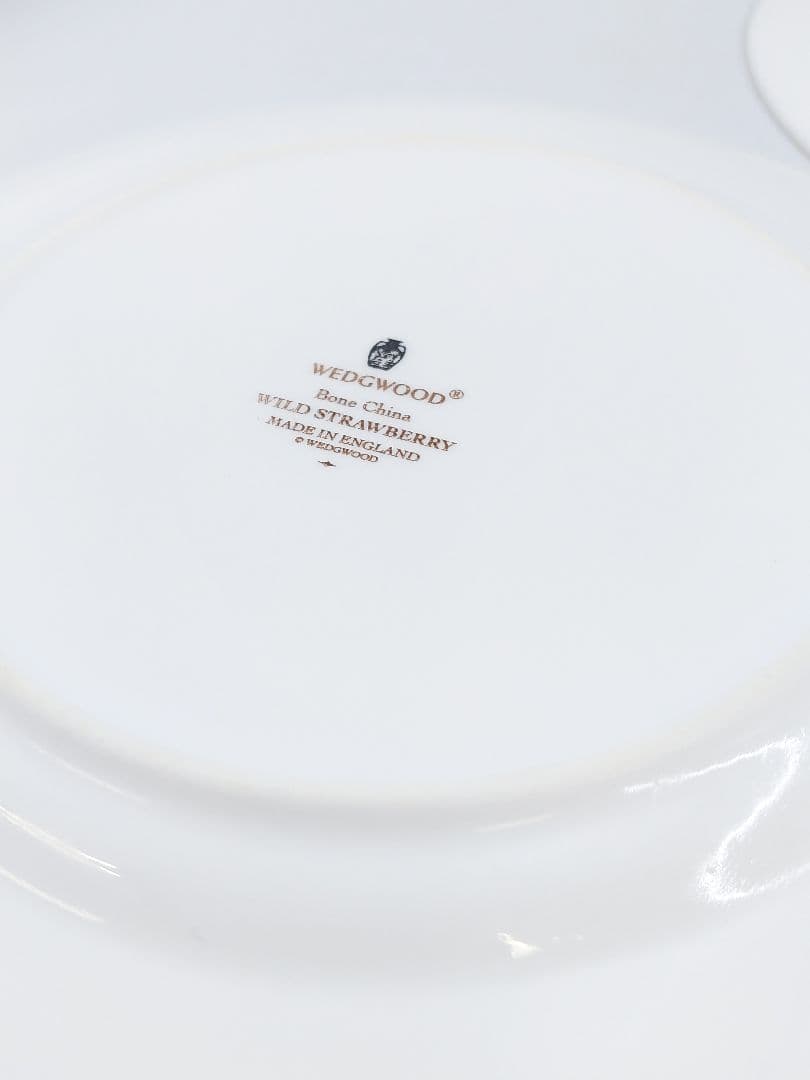 Wedgewood ワイルドストロベリー カップ&ソーサー&プレート 8点
