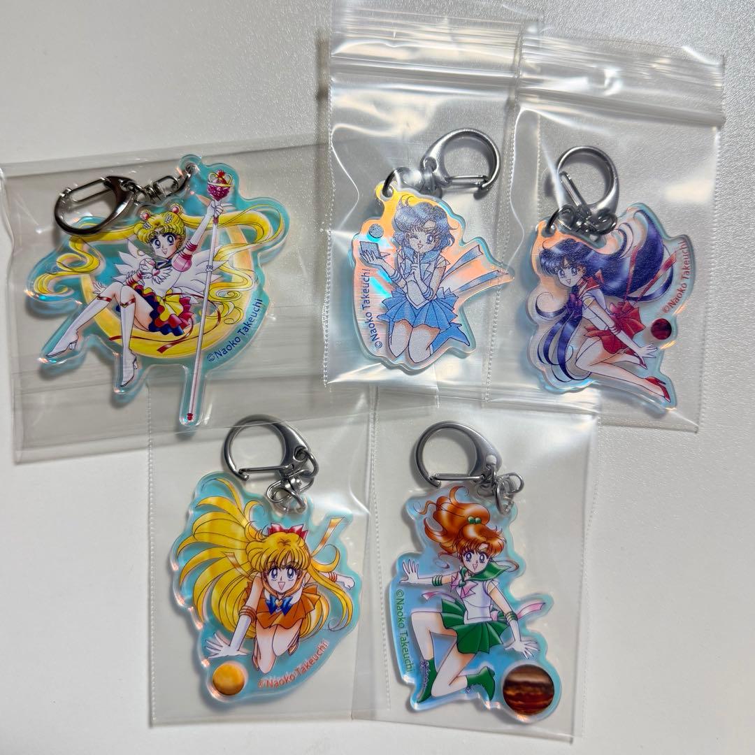 セーラームーン　アクリルキーホルダー　レゾネ