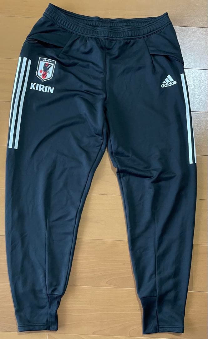 サッカー日本代表　ジャージ　上下セット　adidas