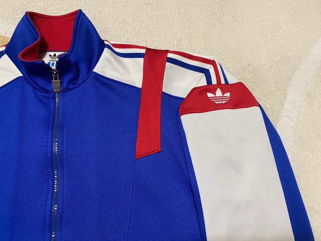 adidas アディダストラックスーツ　日産自動車FCモデル