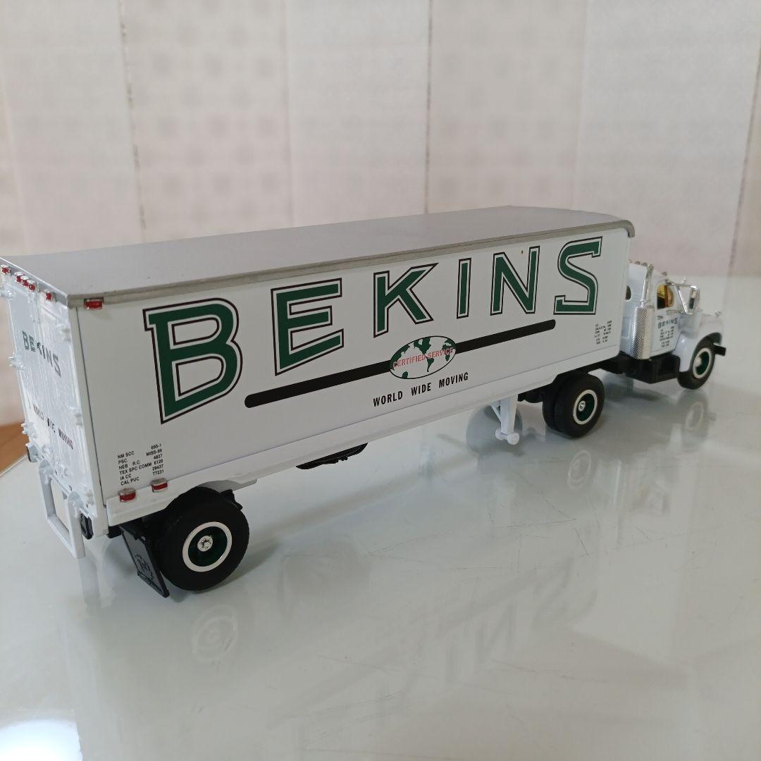 ファーストギア　1960 B-61 Mack トラクター　1/34