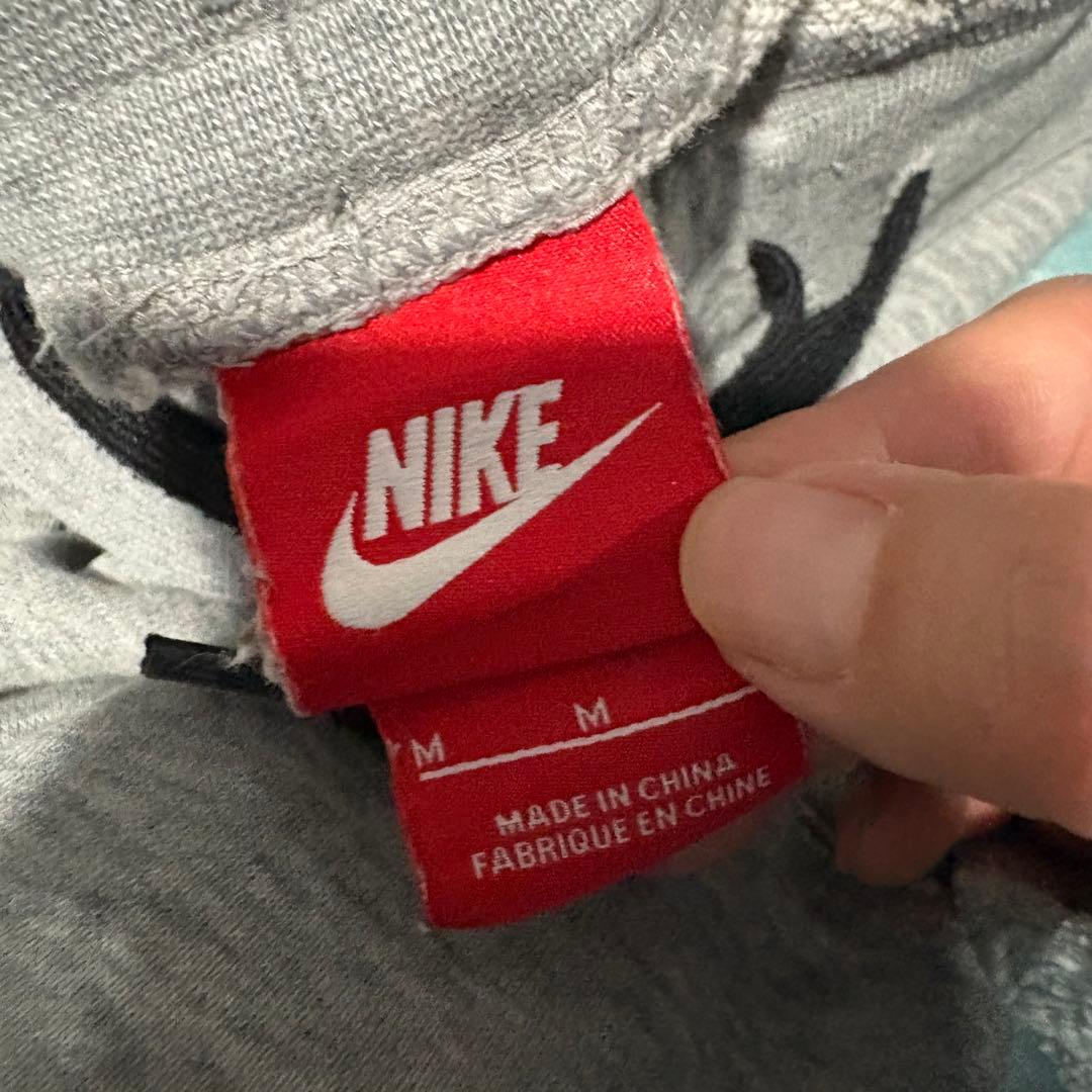 美品！！キッズ　NIKE ジャージ上下セット ブラック　5点セット　サイズM
