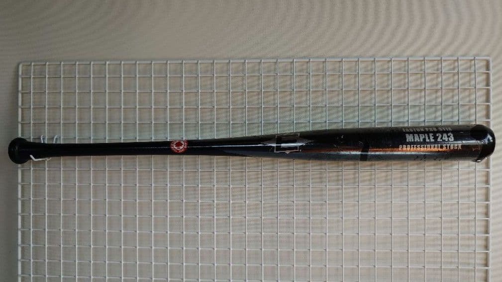EASTON MAPLE 243 硬式 木製バット 34インチ 未使用