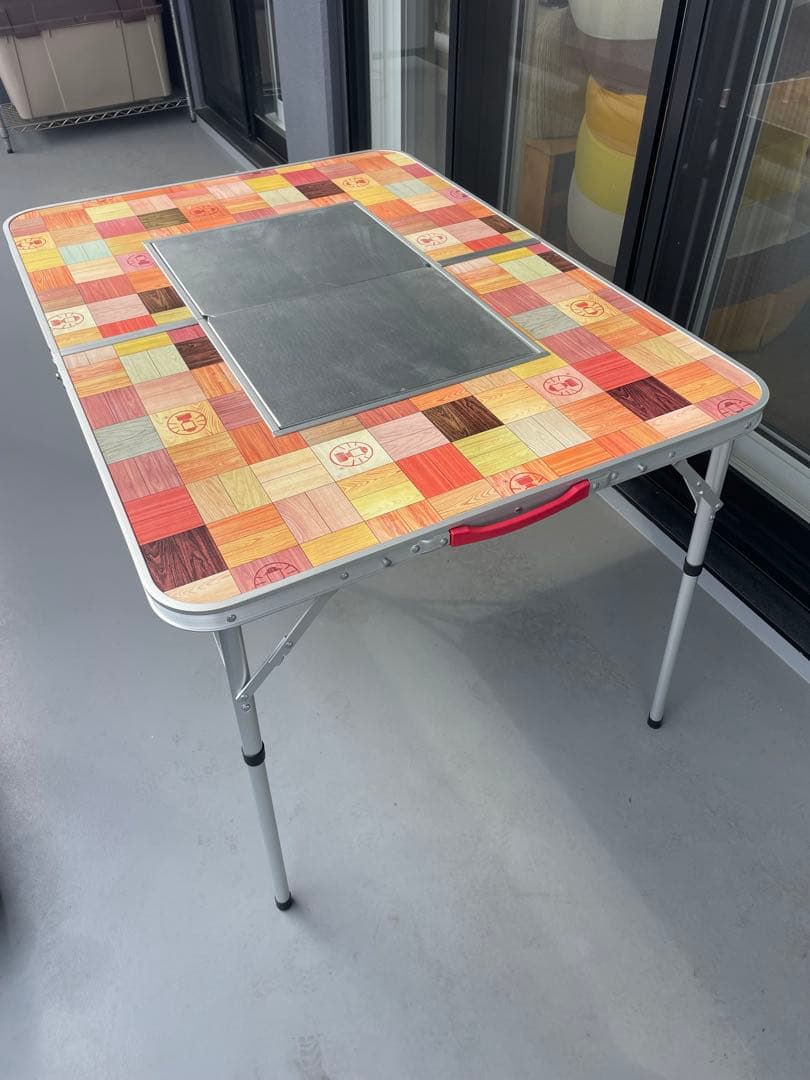 Coleman BBQテーブル