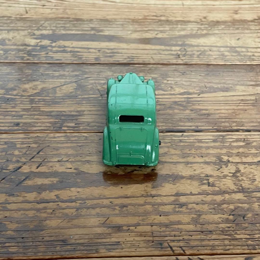 ディンキー　dinky ビンテージ　ディンキートイズ　英国 レトロ オースチン