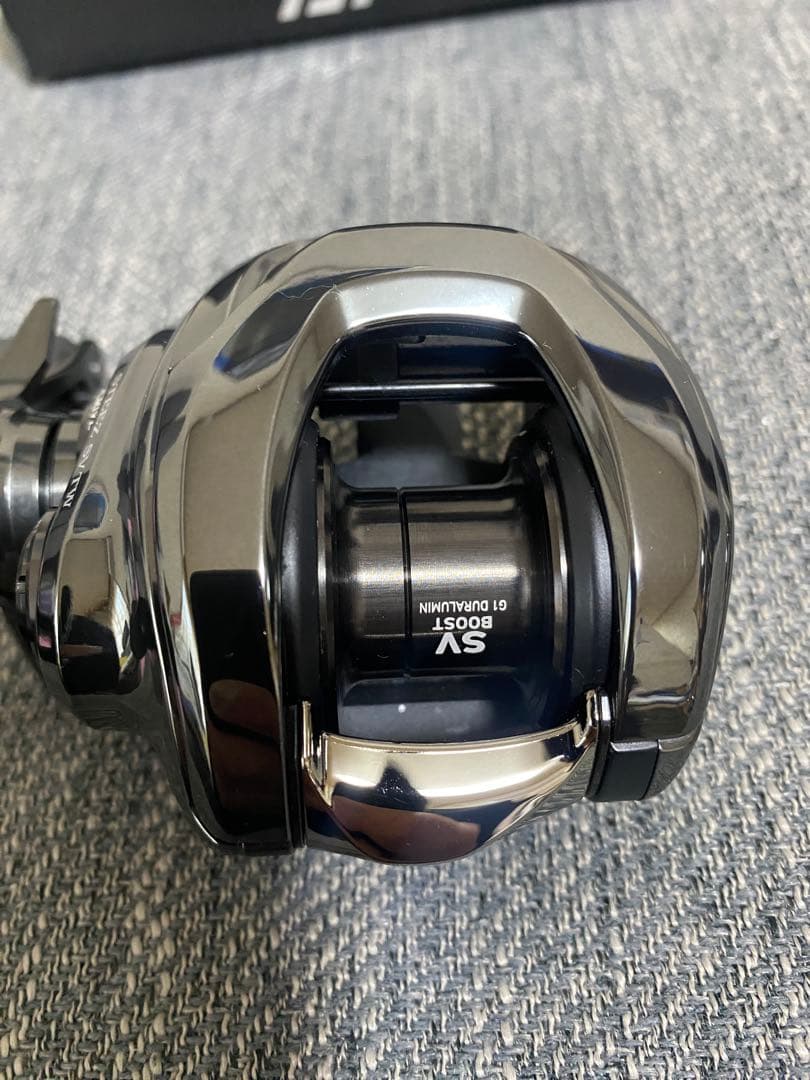 美品DAIWA ダイワ 24スティーズ SV TW 100XHL 左ハンドル